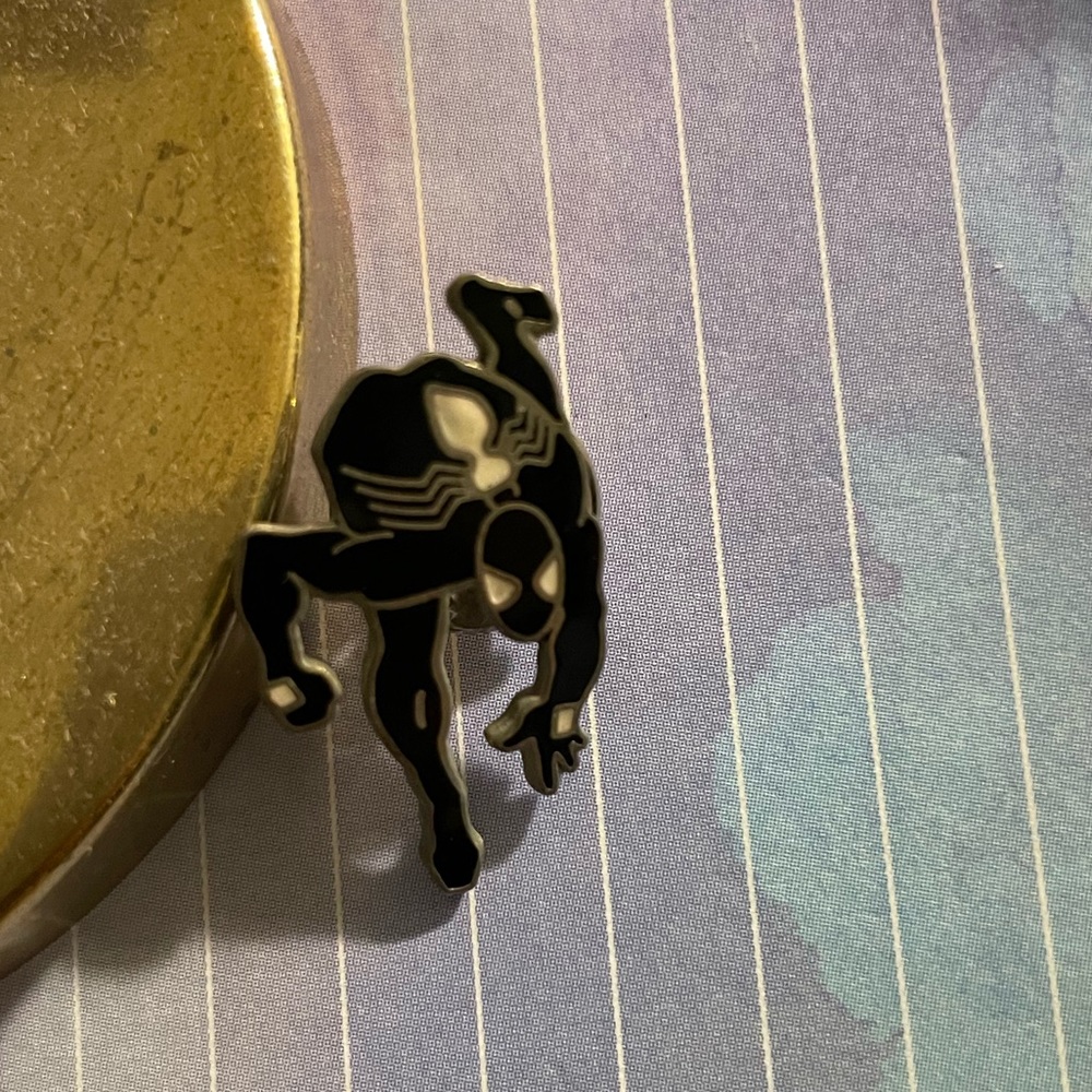 1988 Black Spider-Man pin